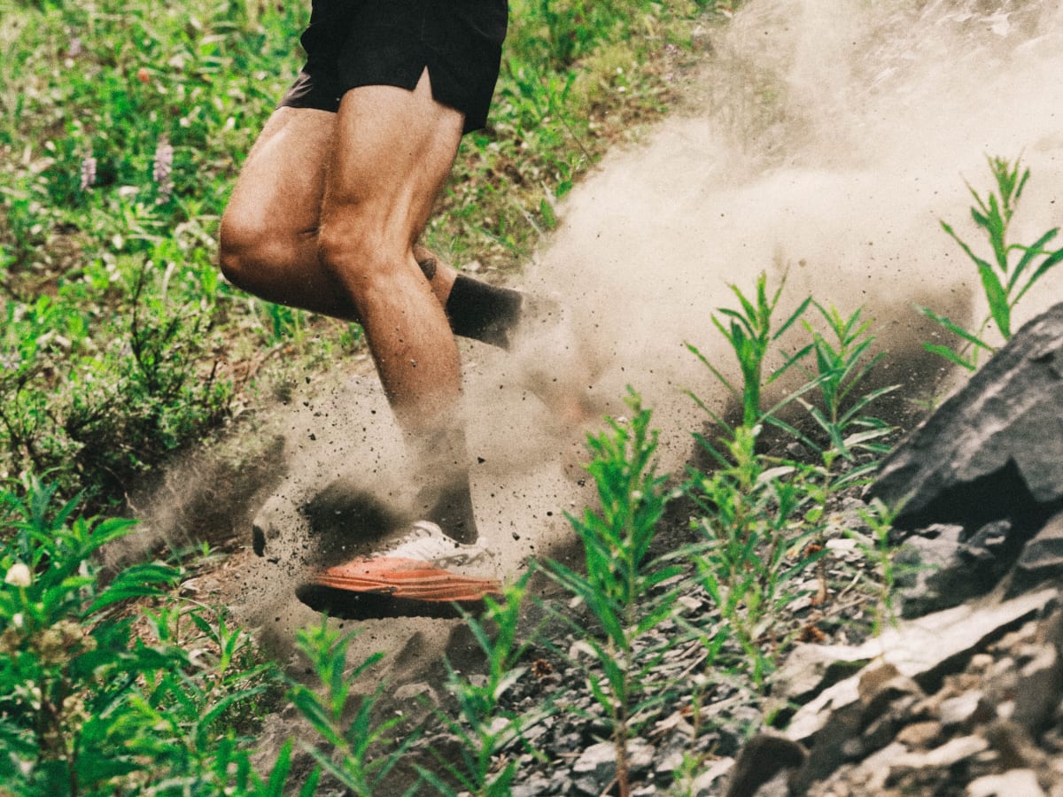 Fast trail running in Mont Blanc Carbon
