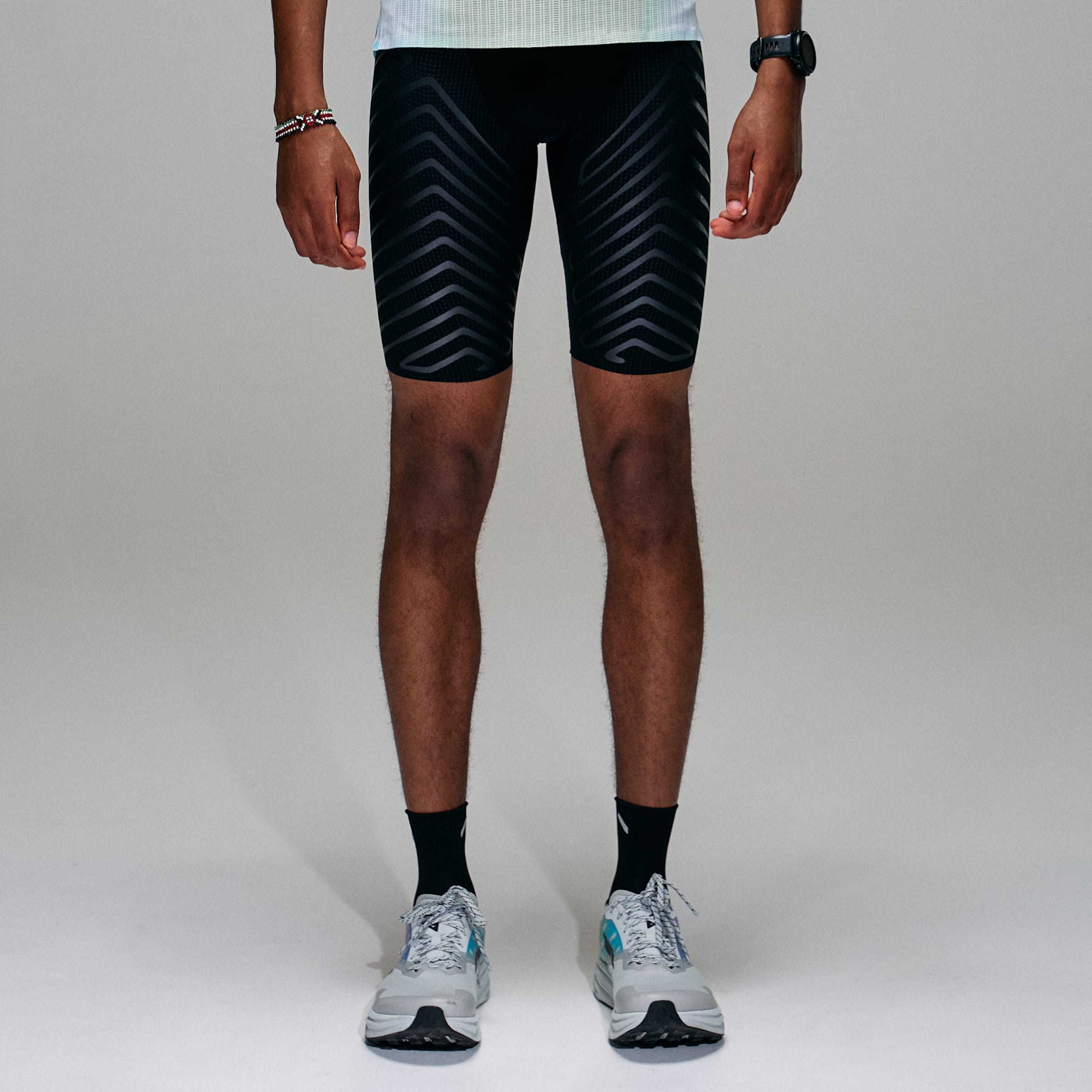 Altra Running Men's Soar X Altra Trail Race Short in Black, Size: Large