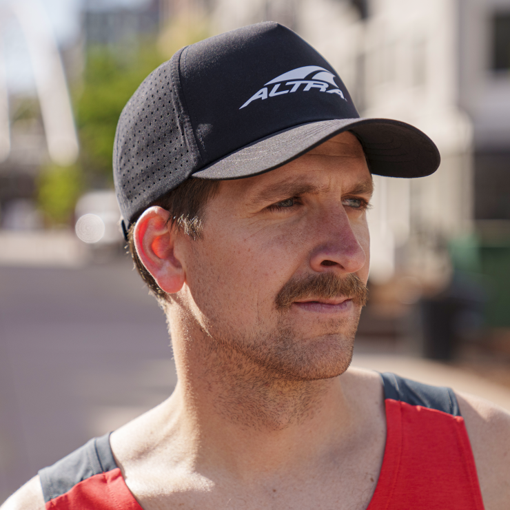 Altra racing hat discount