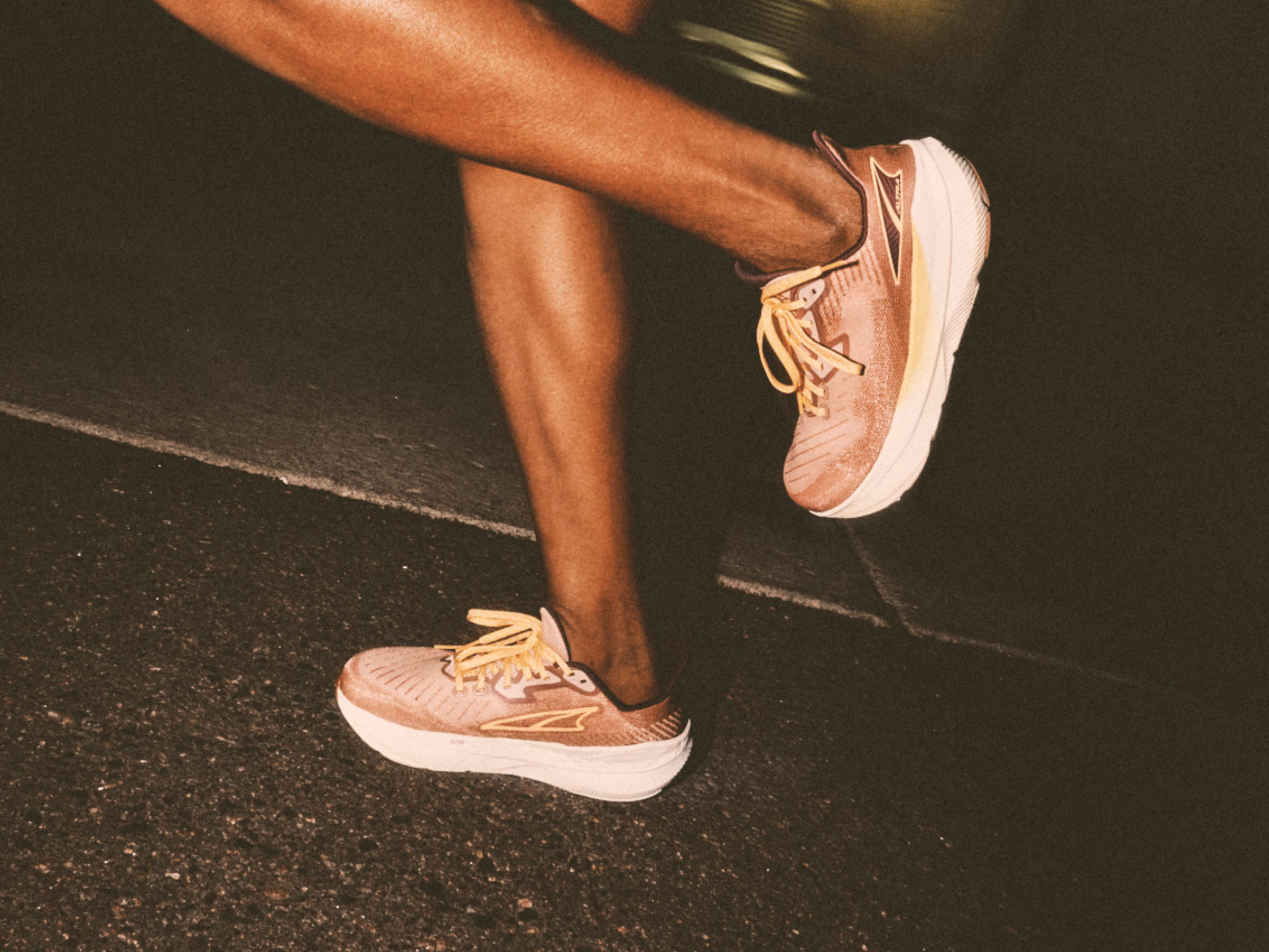 Experience Flow Women’s Road Running Shoe | Altra Running
