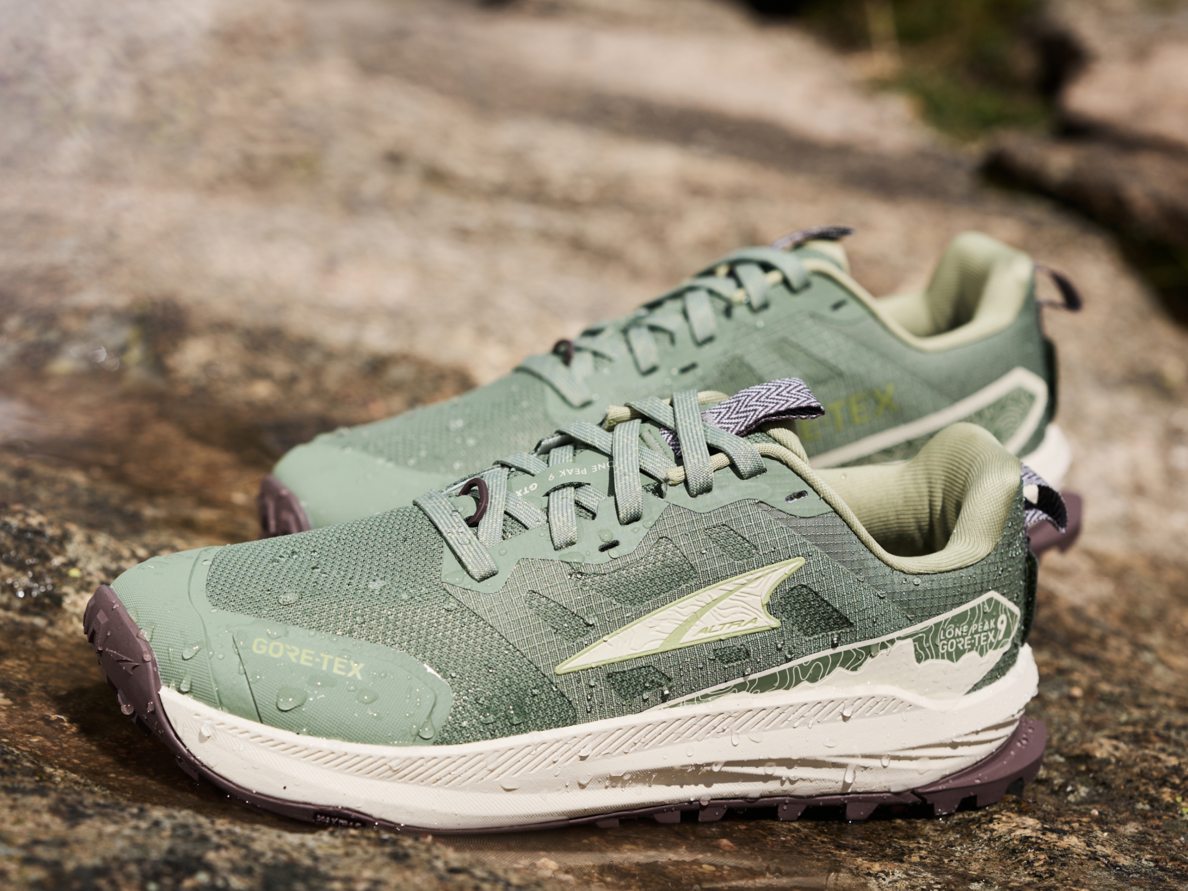 Lone Peak 9 GTX Women's Trail Running Shoe | Altra Running - Altra